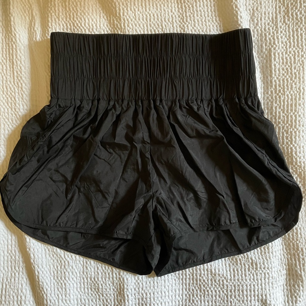 NWT High waist exercise short